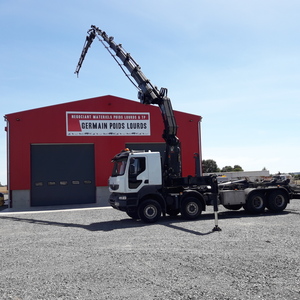 GERMAIN POIDS LOURDS Joué-en-Charnie, Garage poids lourds